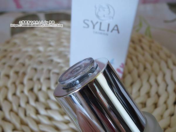 SYLIA9.JPG