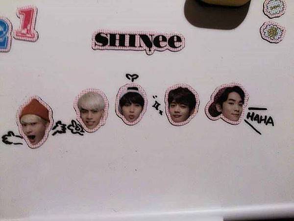 SHINee 粉專圖2.jpg