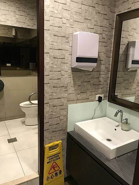 IMG_3372.JPG IMG_3372.JPG