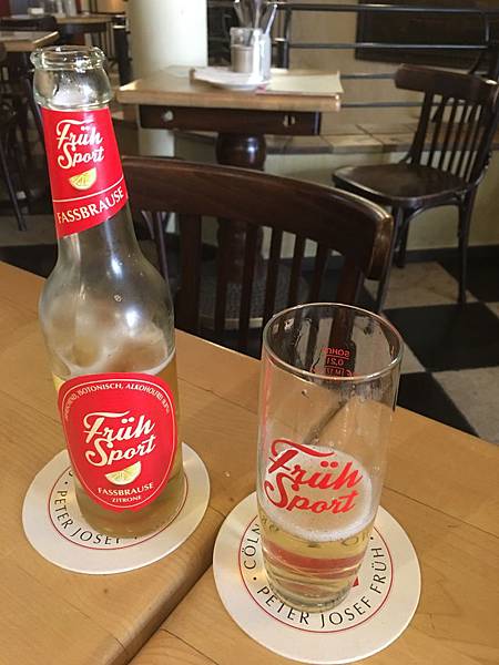 IMG_0689.JPG IMG_0689.JPG