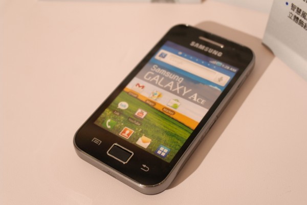 三星GALAXY Ace S5830王者機、mini S5570巧樂機 上市發表會