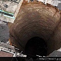 瓜地馬拉 坑洞1.jpg
