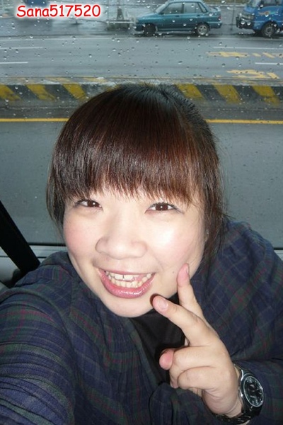 自拍妹.jpg