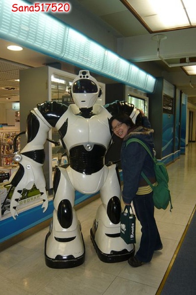 機器人.jpg