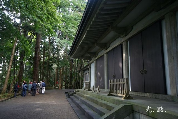 中尊寺_金色堂1.JPG