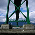 Bridge to west Van..JPG