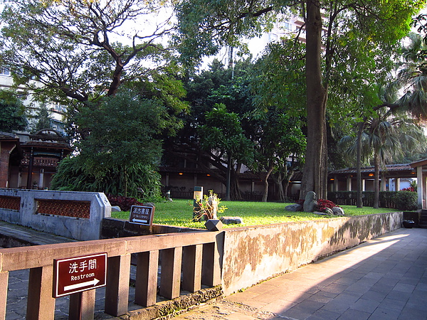 心築情巢.JPG