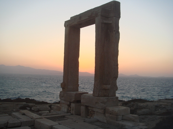 在 Temple of Apollo 上看夕陽