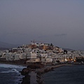 在 Temple of Apollo 上往回看 Naxos