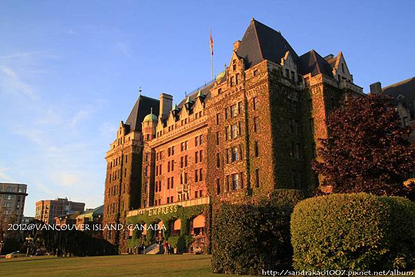 vancouver island- The Fairmont Empress