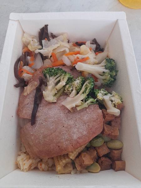 全家照燒豬排纖食餐盒