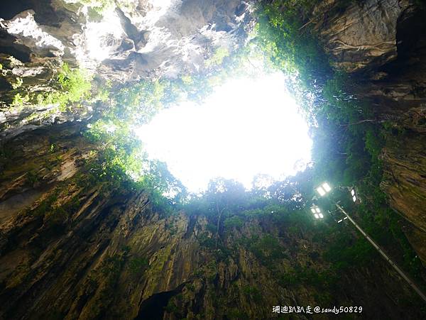 快閃馬來西亞。吉隆坡// 黑風洞。Batu Caves。色彩