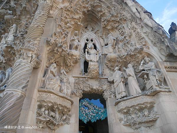 西班牙。巴塞隆納// 聖家堂 Sagrada Familia