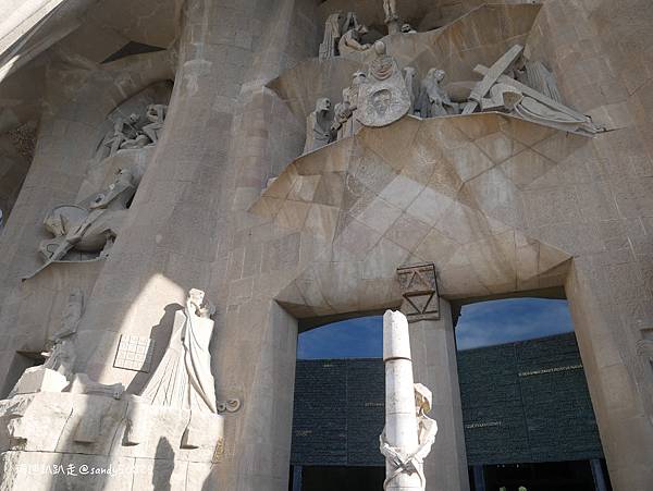 西班牙。巴塞隆納// 聖家堂 Sagrada Familia