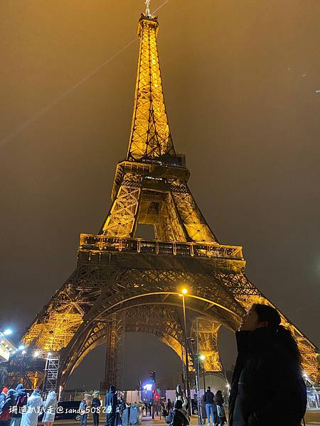 法國。巴黎// 艾菲爾鐵塔夜景。戰神廣場->耶拿橋->塞納河 法國。巴黎// 艾菲爾鐵塔夜景。戰神廣場->耶拿橋->塞納河