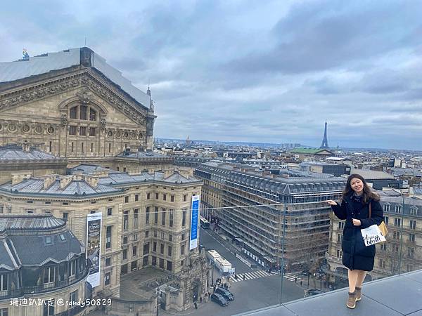 法國。巴黎// 老佛爺百貨頂樓免費欣賞巴黎市景。巴黎歌劇院。