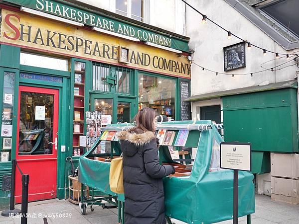 法國。巴黎// 塞納河左岸半日遊：莎士比亞書店->聖母院->