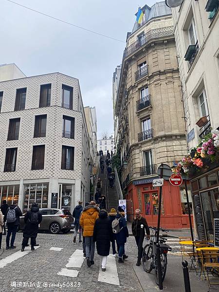 法國。巴黎// 蒙馬特半日遊:愛牆->聖心堂->小丘廣場-> 法國。巴黎// 蒙馬特半日遊:愛牆->聖心堂->小丘廣場->