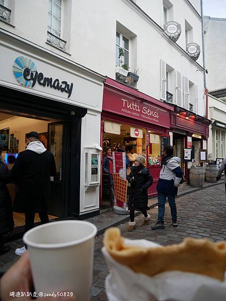 法國。巴黎// 蒙馬特半日遊:愛牆->聖心堂->小丘廣場-> 法國。巴黎// 蒙馬特半日遊:愛牆->聖心堂->小丘廣場->