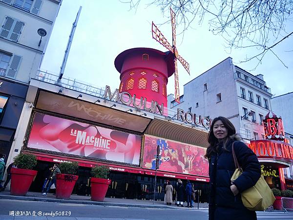 法國。巴黎// 蒙馬特半日遊:愛牆->聖心堂->小丘廣場-> 法國。巴黎// 蒙馬特半日遊:愛牆->聖心堂->小丘廣場->