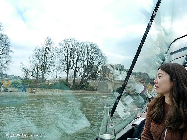 法國。巴黎// 塞納河遊船午餐Bateaux Parisie