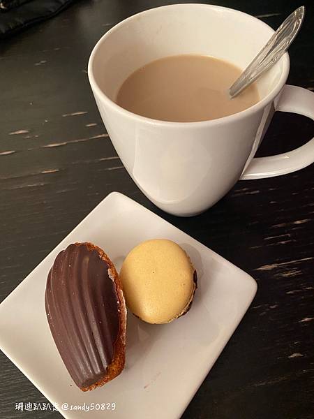 法國。巴黎// 長榮BR088 CDG->TPE。巴黎戴高樂