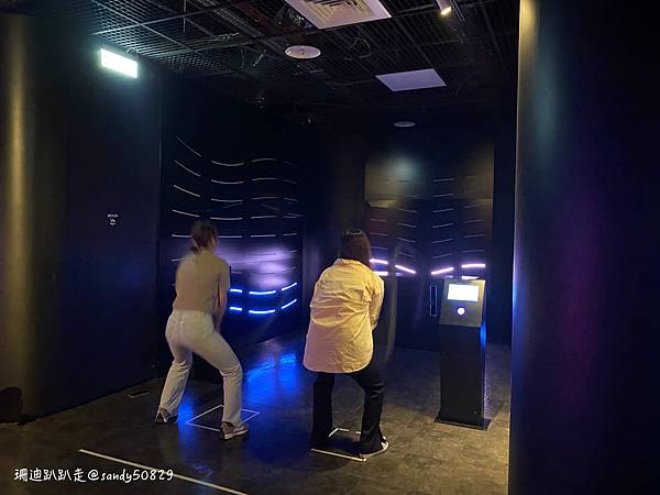 新北免費景點// 電幻1號所。板橋車站免費室內景點。還有VR