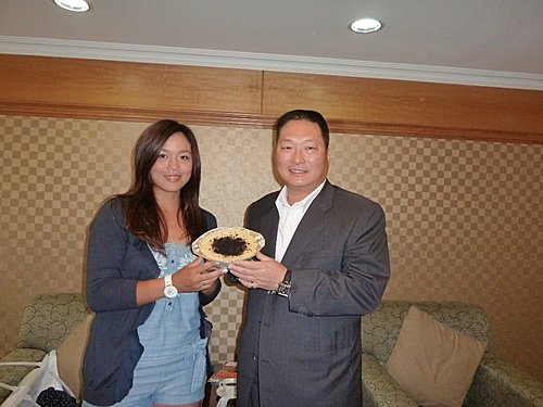 詹詠然親自做的巧克力起司蛋糕 讚 詹詠然親自做的巧克力起司蛋糕 讚