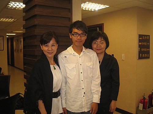 虎爺與女兒龍千玉的故事 虎爺與女兒龍千玉的故事