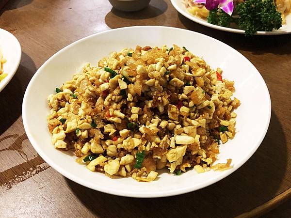 【食記】 內湖客家菜推薦 捷運大湖公園站美食  廚房客家小館