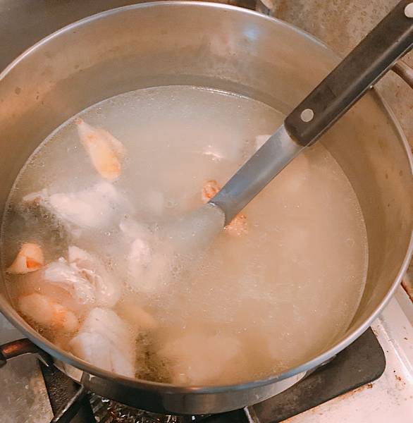 薑絲野生鱸魚蛤蜊魚湯