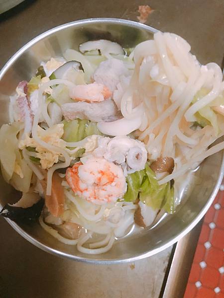 豐盛海陸油麵 豐盛海陸油麵
