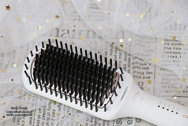 IMG_6253.jpg 仙蒂小姐愛漂亮:MUNICHI 沐尼黑 ION負離子溫控直髮梳 直捲兩用搭配MCH陶瓷防燙梳