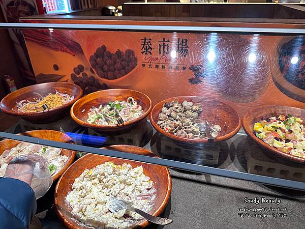 『美食_北部』台北信義誠品 泰市場吃到飽