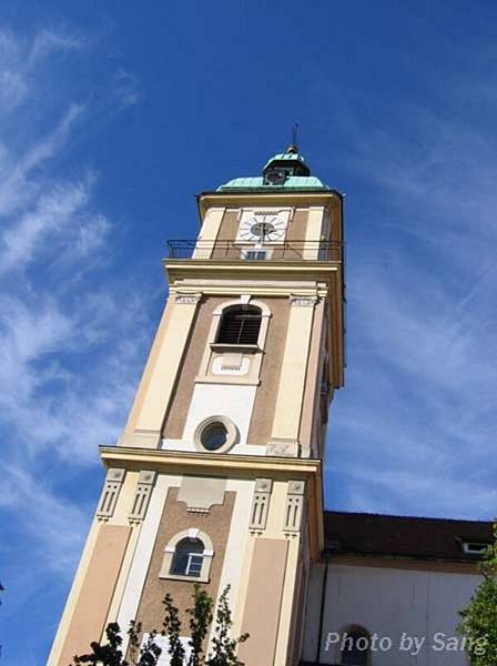 Maribor的羅馬式大教堂
