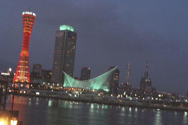 神戶摩賽克遊樂城港區夜景
