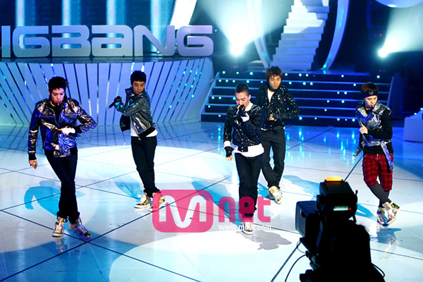 M Countdown 11.jpg