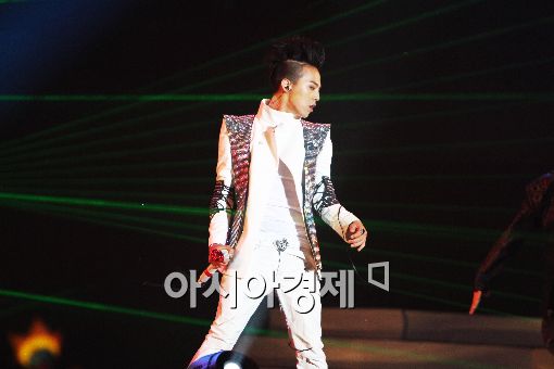 新star 告白 G-DRAGON 1-4.jpg