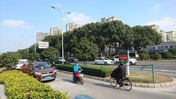 DSC_1345.JPG DSC_1345.JPG