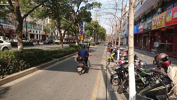 DSC_1347.JPG DSC_1347.JPG