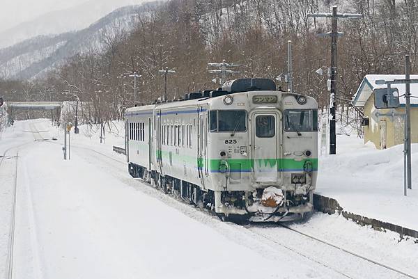 Jr北海道 雪の函館本線 小樽 俱知安 サンジェフの駅 痞客邦