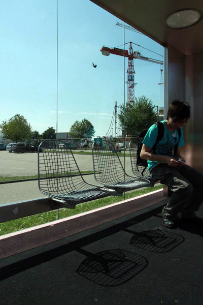 Jasper Morrison設計的候車亭