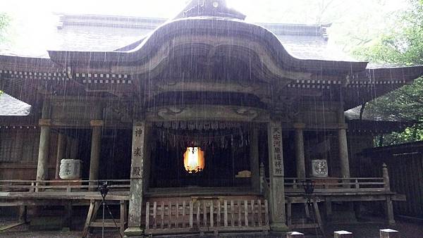 天岩戶神社(西)4.jpg