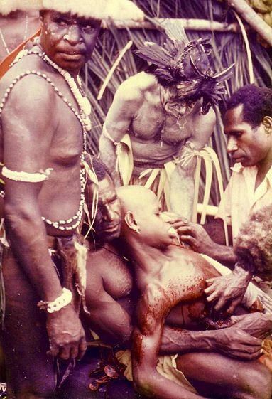 Sepik_River_initiation_PNG_1975.JPG Sepik_River_initiation_PNG_1975.JPG