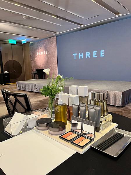 THREE is BACK 自然覺醒·質感回歸 從東方美改成