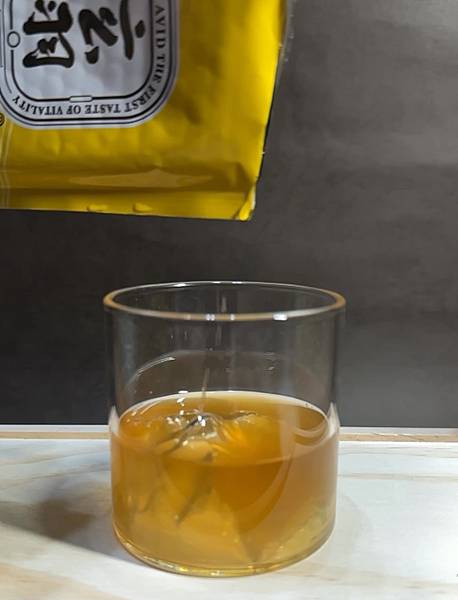 【滴雞精推薦】玄羽皇家滴雞精禮盒：補氣養身首選，一包喚醒滿滿