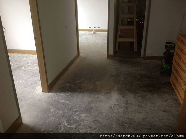 風格木地板*2013*北市復興南路直鋪木地板施工贈送黑色靜音墊*木地板雙色搭配更有特色*美國篇系列/品名:密蘇里橡木-卡本特系列/品名:台灣檜木-海島型超耐磨木地板特價中!