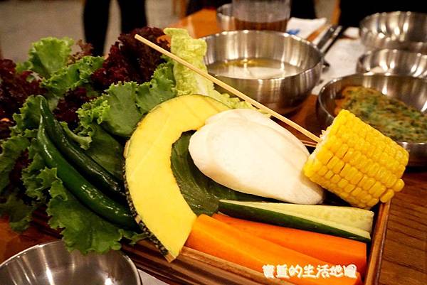 [台中 - 北區] 高品質高服務．韓國原汁原味烤肉店 ✗ 姜虎東678白丁烤肉