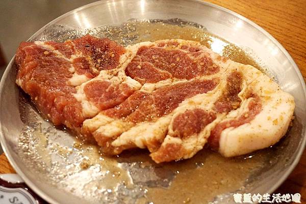 [台中 - 北區] 高品質高服務．韓國原汁原味烤肉店 ✗ 姜虎東678白丁烤肉