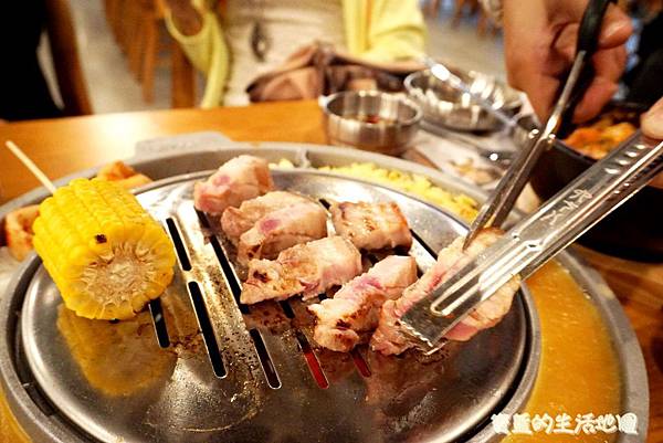 [台中 - 北區] 高品質高服務．韓國原汁原味烤肉店 ✗ 姜虎東678白丁烤肉